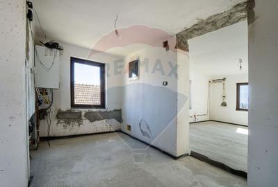 Casă cu 2 camere cu Teren 567 Mp în Vest - 23