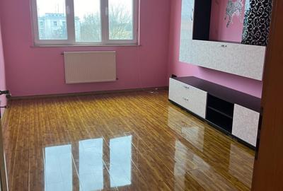 Apartament cu 3 camere decomandat, Țiglina II – 64 mp, etaj 4/4 - 3