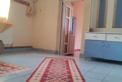 Casa parter si teren in zona Cretesti, Vaslui - 2