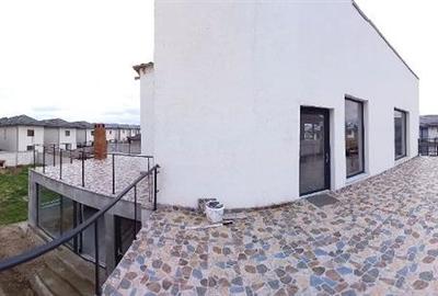 Casă individuală cu 3 camere cu Teren 561 Mp în Central - 2