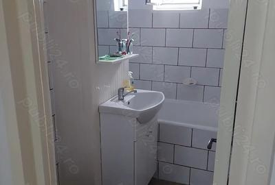 Vand apartament 2 camere decomandat - 2