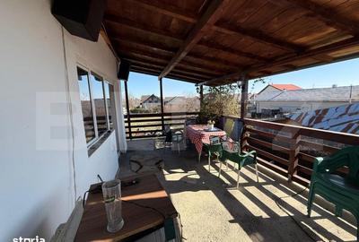 Casă cu 4 camere cu Teren 770 Mp în Păulești