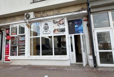 Spațiu comercial, de 45 mp, în Central - 3
