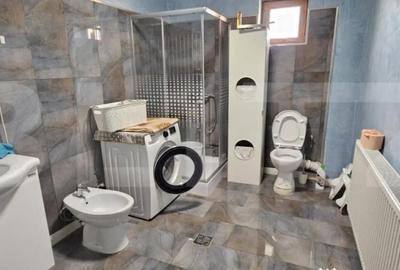 Casă cu 5 camere cu Teren 1300 Mp în Valea - 4