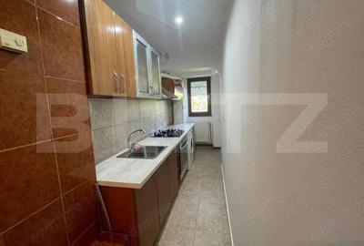 Garsoniera spatioasa, zona Superba - 2