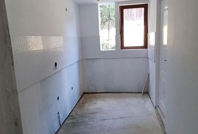 Casă cu 4 camere în Călata - 10