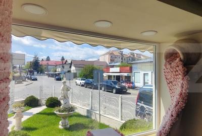 Spațiu comercial, de 189 mp, în Central - 3