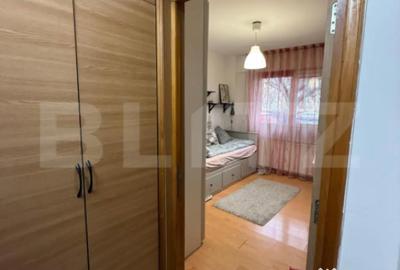 Apartament cu 4 camere decomandat în 9 Mai - 11