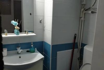 Garsonieră decomandată în Central - 3