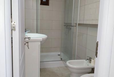 Apartament cu 3 camere decomandat în Central - 7