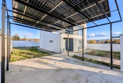 Casa moderna situata intr-o zona linistita, cu acces facil la oras - 2