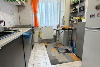 Apartament cu 3 camere în Podu Roș - 8