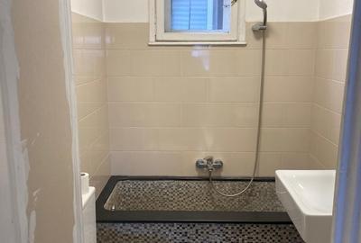 Garsonieră semidecomandată în Universitate