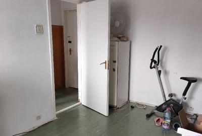 Apartament 2 camere bloc recent reabilitat strada Moldovi?a sector 4 - 14