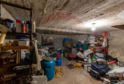 Casă cu 7 camere cu Teren 1020 Mp în Vest - 21