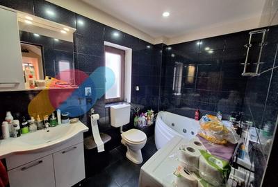 Duplex situat in zona Edgar Quinet – 164 mp utili, curte 210 mp - 9