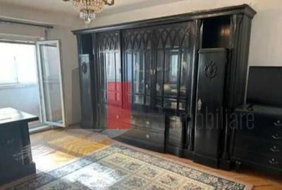 Apartament cu 3 camere decomandat în Națiunile Unite