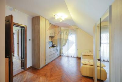 Casă cu 5 camere cu Teren 503 Mp în Nufărul - 10