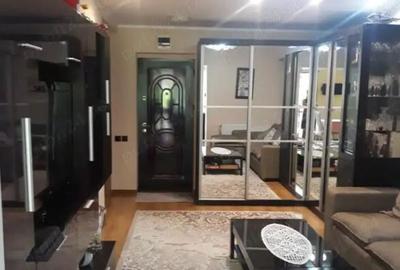 Apartament 2 camere,decomandat - zona Poiana Brasov. - 1