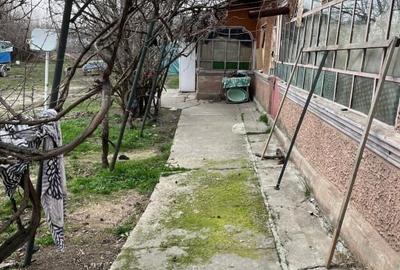 Casă cu 4 camere în Valea Dragului