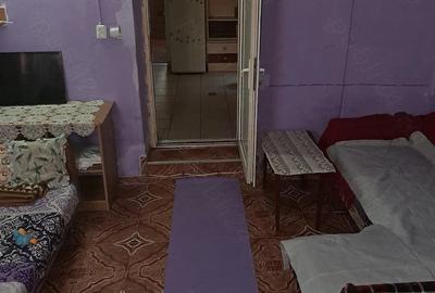 Casă cu 9 camere cu Teren 440 Mp în Central - 13