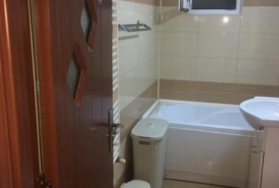 Apartament cu 2 camere decomandat, mobilat în Tractorul - 8
