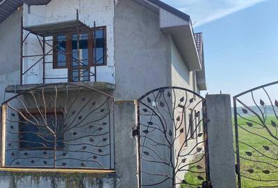 Casă cu 4 camere în Bălănești - 3