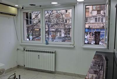 Spațiu comercial, de 69 mp, în Titan - 7