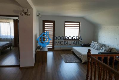 CASLITA-  VILA P+1 ,  180 MP UTILI, TEREN 390MP, DESCHIDERE 17 ML. - 2