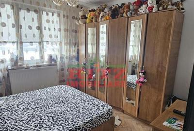 APARTAMENT CU 3 CAMERE,CENTRU !!!! - 2
