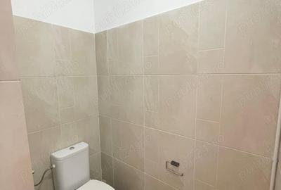 Spațiu comercial, de 60 mp, în Central - 4