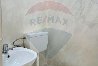 Spațiu comercial, de 35 mp, în Central - 3