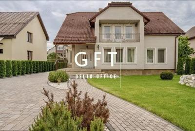 Casă cu Teren 1000 Mp în Calea Moldovei