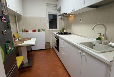 Apartament cu 2 camere semidecomandat, mobilat în Titan - 3