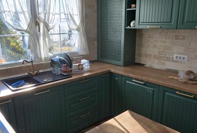 Casa noua cu 2000mp teren in Botosani - 3