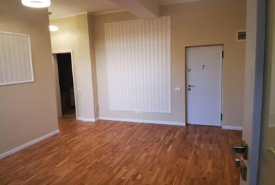Apartament cu 3 camere nedecomandat, mobilat în Bucureștii Noi - 23