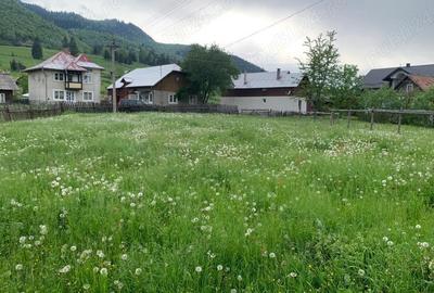 Teren de 1421 mp, în Central - 2