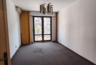 Apartament cu 5 camere semidecomandat în Magheru - 2