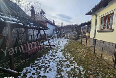 Casă cu 3 camere cu Teren 1378 Mp în Corbeni - 7