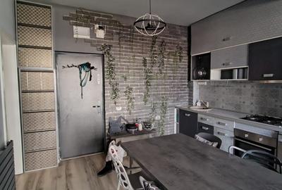 Ocazie ! Mamaia Sat, 2 camere, etaj 2, mobilat, utilat, 85.000 Euro - 8