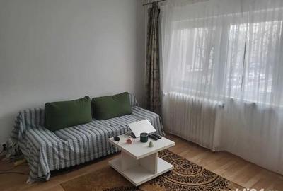 Apartament cu 2 camere decomandat în Vitan