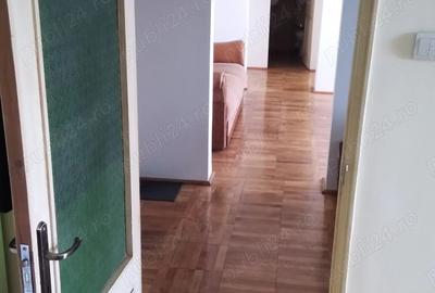 3 camere in spate la piata Somes - 10