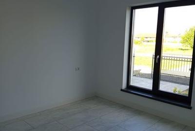 Casă cu 2 camere cu Teren 89 Mp în Fratelia - 7