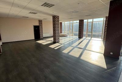 Spațiu comercial, de 150 mp, în Central - 2