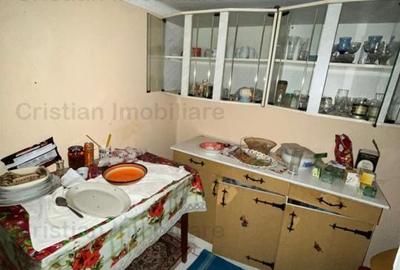 Casă cu 5 camere cu Teren 400 Mp în Brăilița - 9