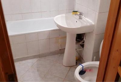 Garsonieră semidecomandată în Central