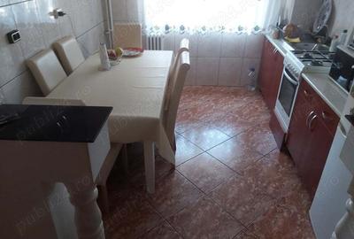 Apartament cu 3 camere semidecomandat în Calea Aradului - 3