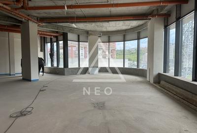 Spatiu comercial de vanzare l Floresti l Zona Vivo