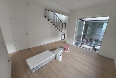 Comision 0%. Langa Iulius Mall. Zid despartitor dublu. Finisaje premium - 6