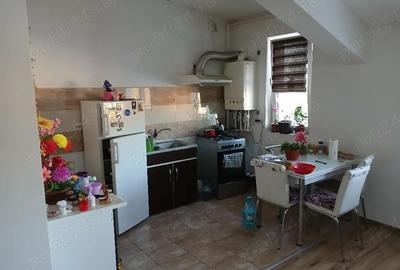 Apartament cu 2 camere decomandat în Rahova - 4
